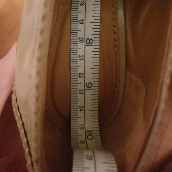 New, Authentic GIVENCHY leather Dove grey - Picture 10 of 10